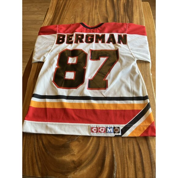 NHL Vintage CCM Calgary Flames Hockey Jersey Men's Small - Picture 9 of 12